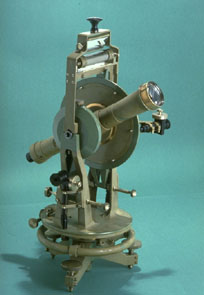 Watts Geodetic Micrometer Theodolite