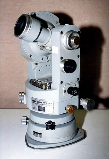 Zeiss Th 4 Optical Scale-Reading Theodolite